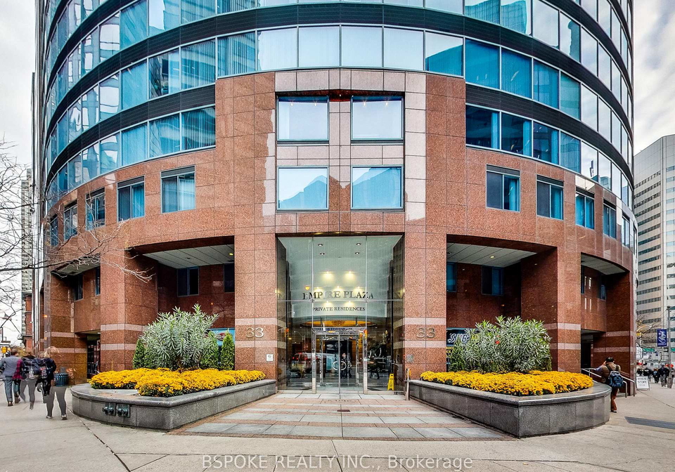 33-university-avenue-toronto-ontario-c13088804