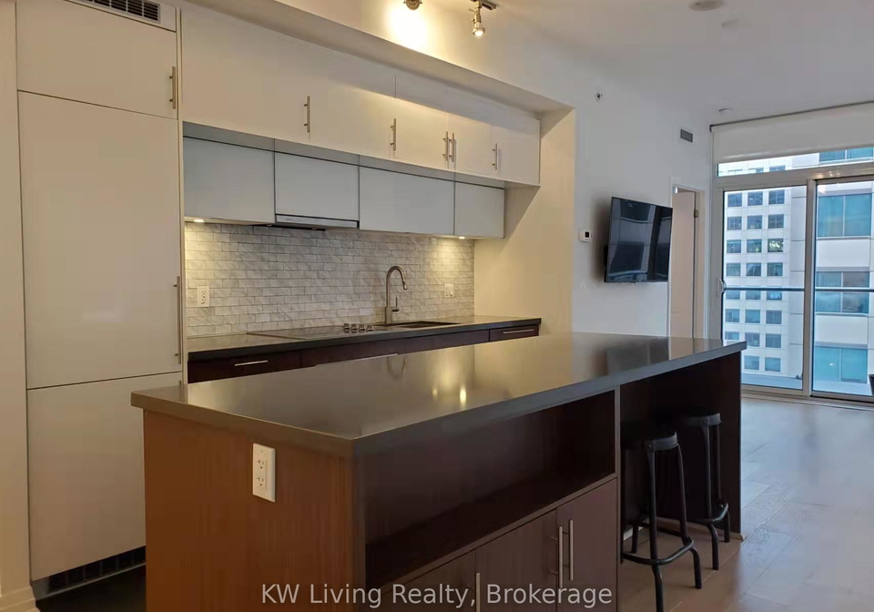 8-mercer-street-toronto-ontario-c13088966