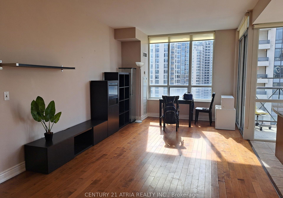 28-byng-avenue-north-york-ontario-c13089198
