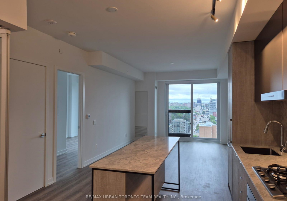 771-yonge-street-toronto-ontario-c13089246