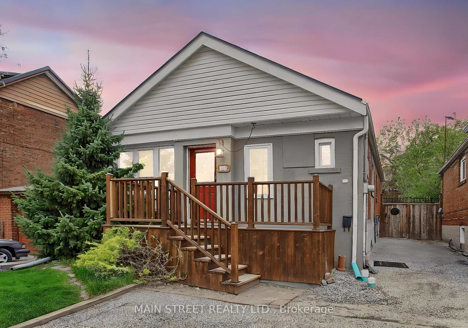 595-northcliffe-boulevard-toronto-ontario-c13089858