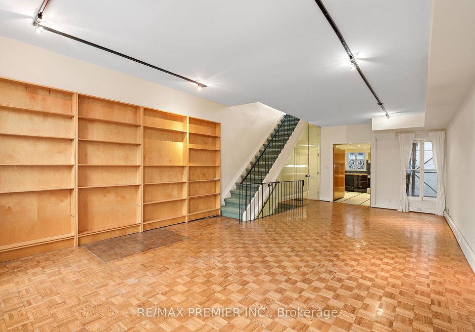 394a-king-street-e-toronto-ontario-c13089926