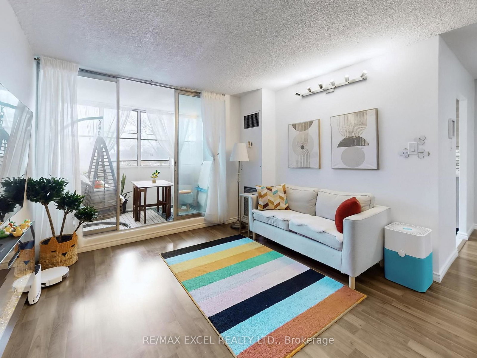 205-hilda-avenue-toronto-ontario-c13090054