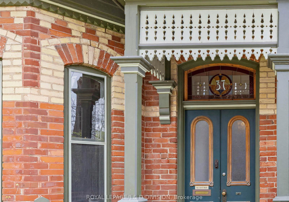 37-henry-street-toronto-ontario-c13090424