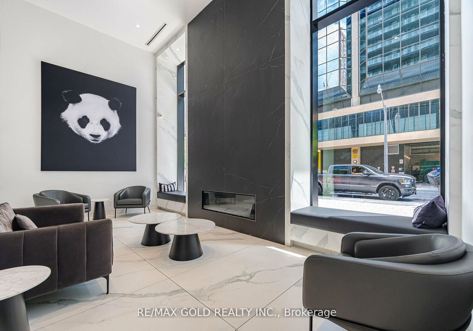 20-edward-street-toronto-ontario-c13090640