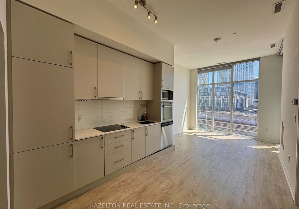 576-front-street-w-toronto-ontario-c13090840