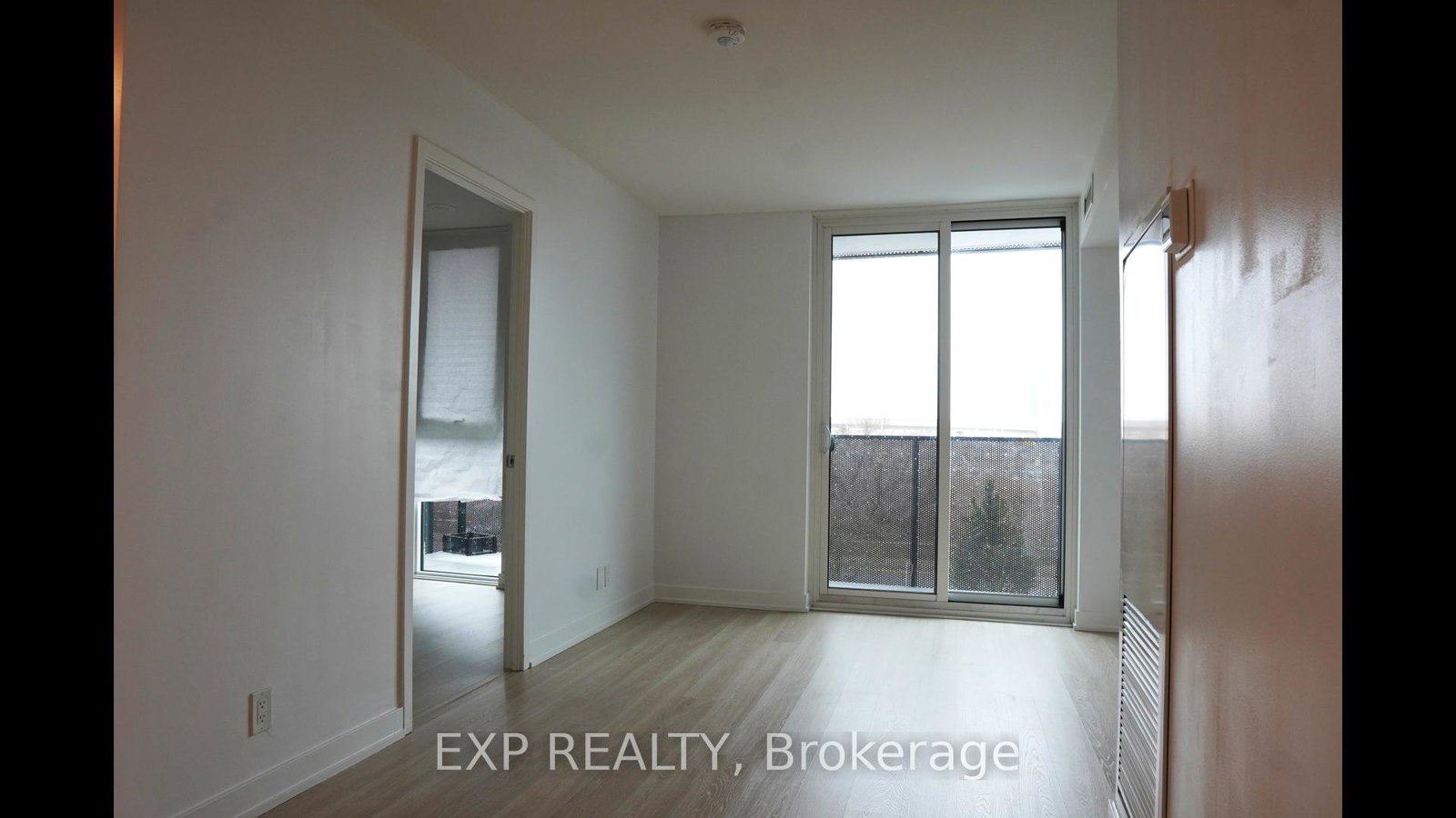 30-tretti-way-toronto-ontario-c13091094