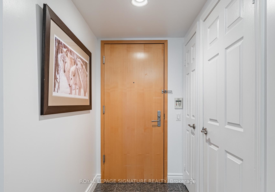 123-eglinton-avenue-e-toronto-ontario-c13091150