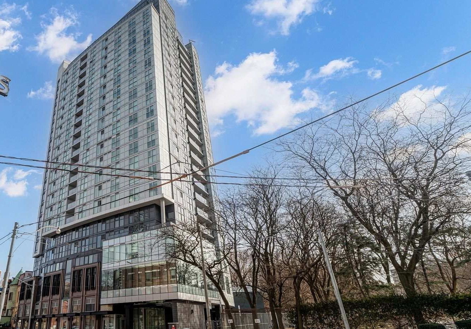 219-dundas-street-e-toronto-ontario-c13091336