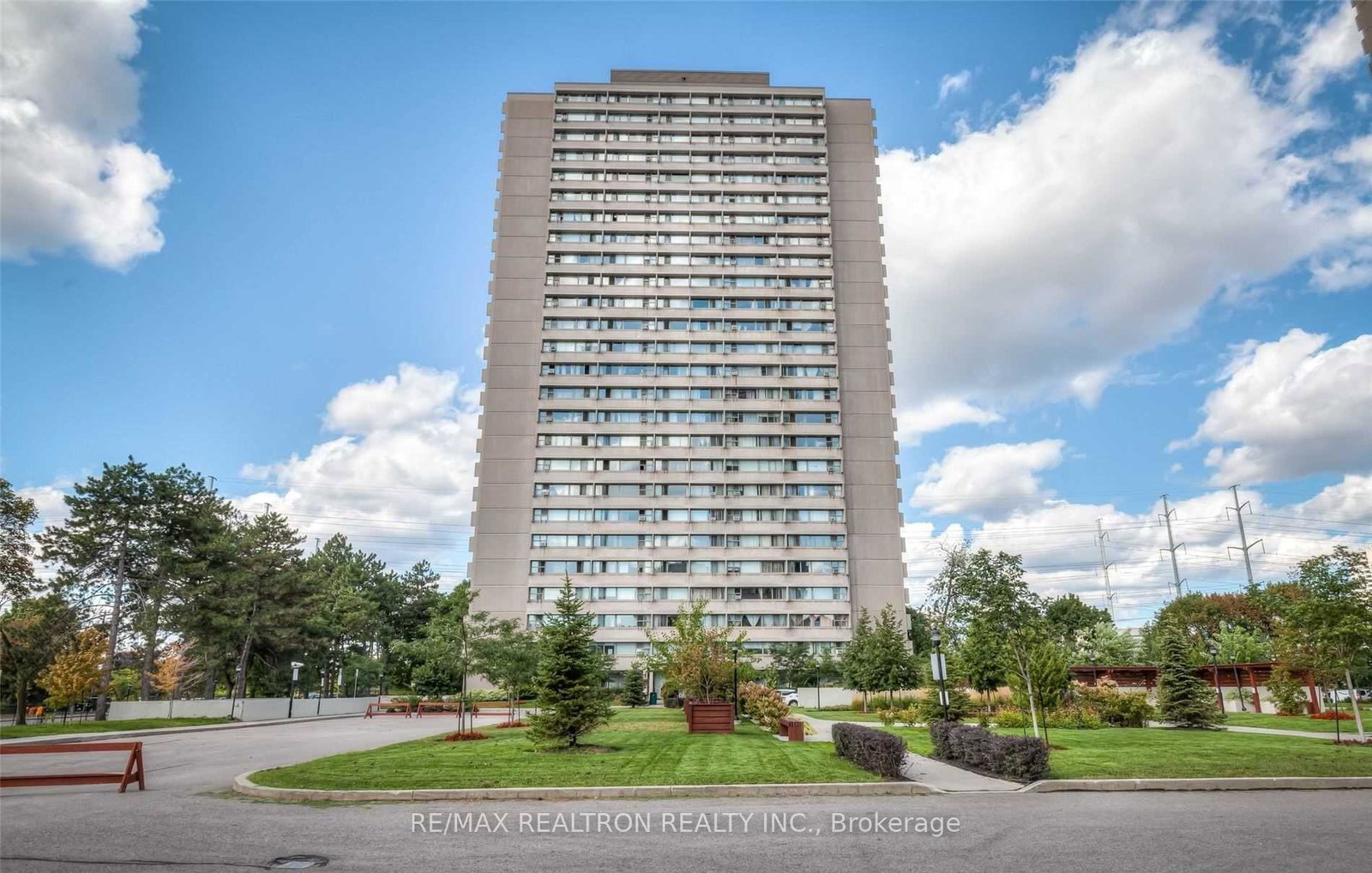 735-don-mills-road-east-york-ontario-c13091342