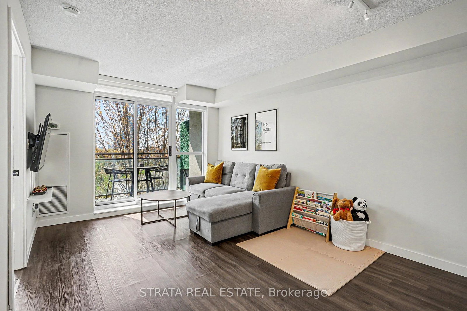 120-dallimore-circle-north-york-ontario-c13091876