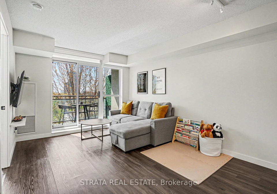 120-dallimore-circle-north-york-ontario-c13091876