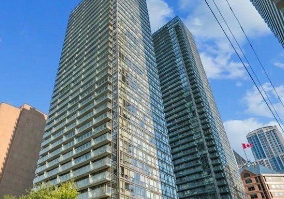 37-grosvenor-street-toronto-ontario-c13092158