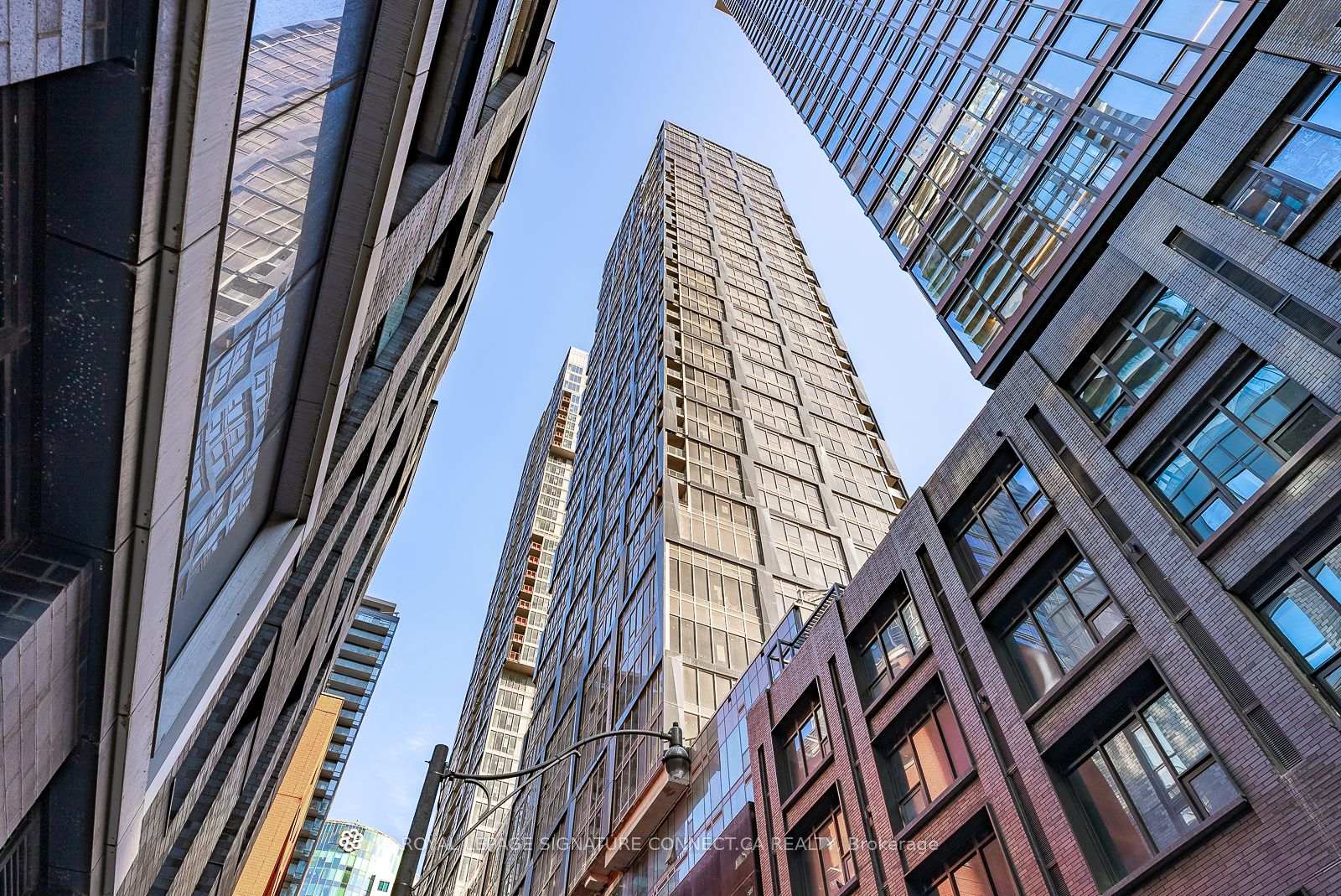 15-mercer-street-toronto-ontario-c13092264