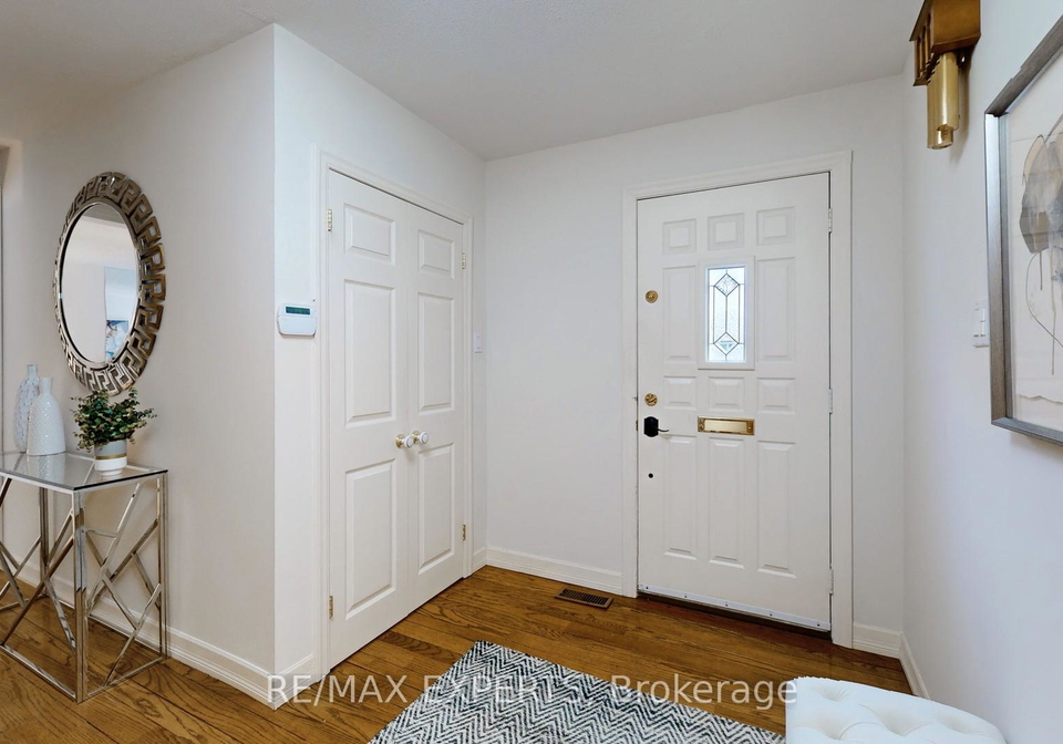 187-cassandra-boulevard-north-york-ontario-c13092542