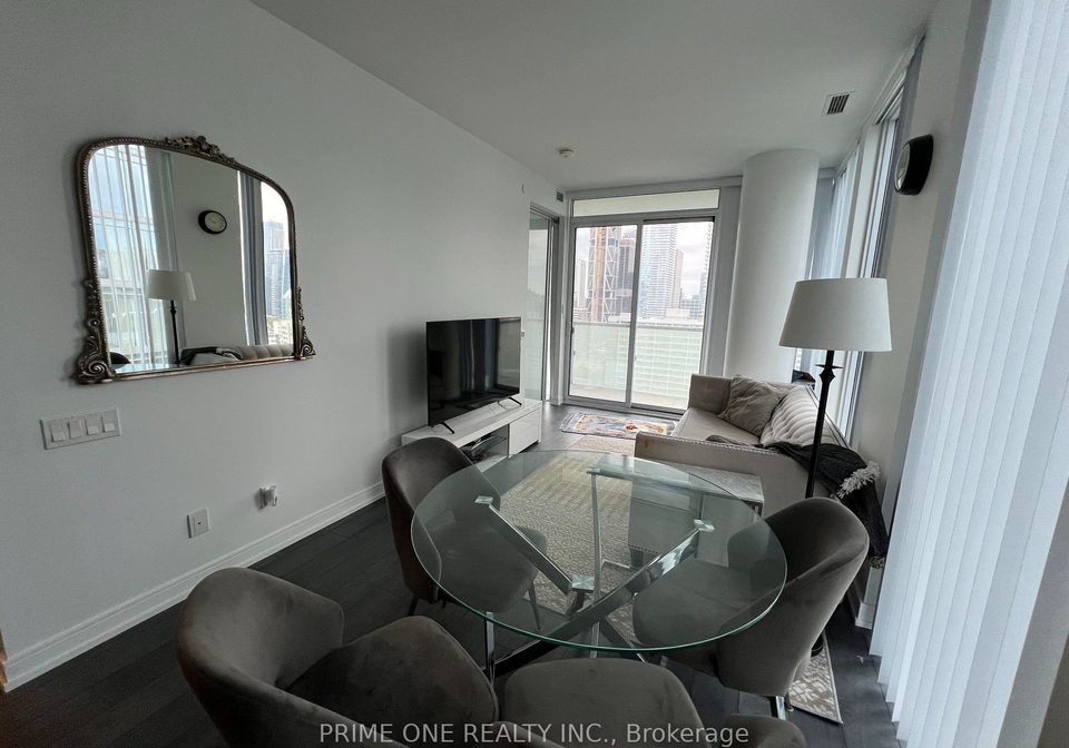 28-wellesley-street-e-toronto-ontario-c13092592