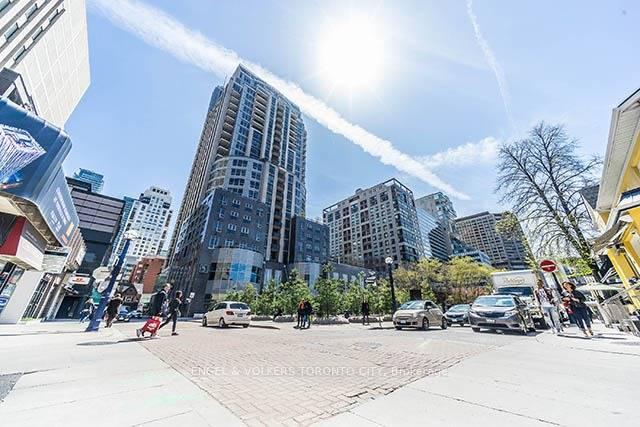 80-cumberland-street-toronto-ontario-c13092678