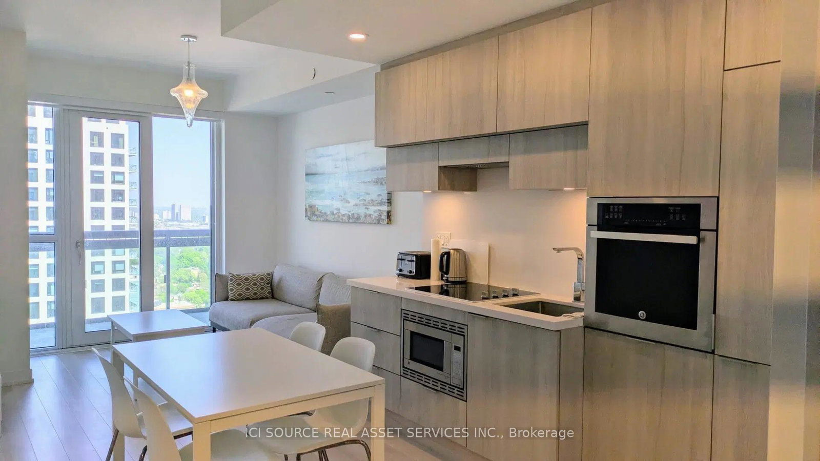 39-roehampton-avenue-toronto-ontario-c13093048