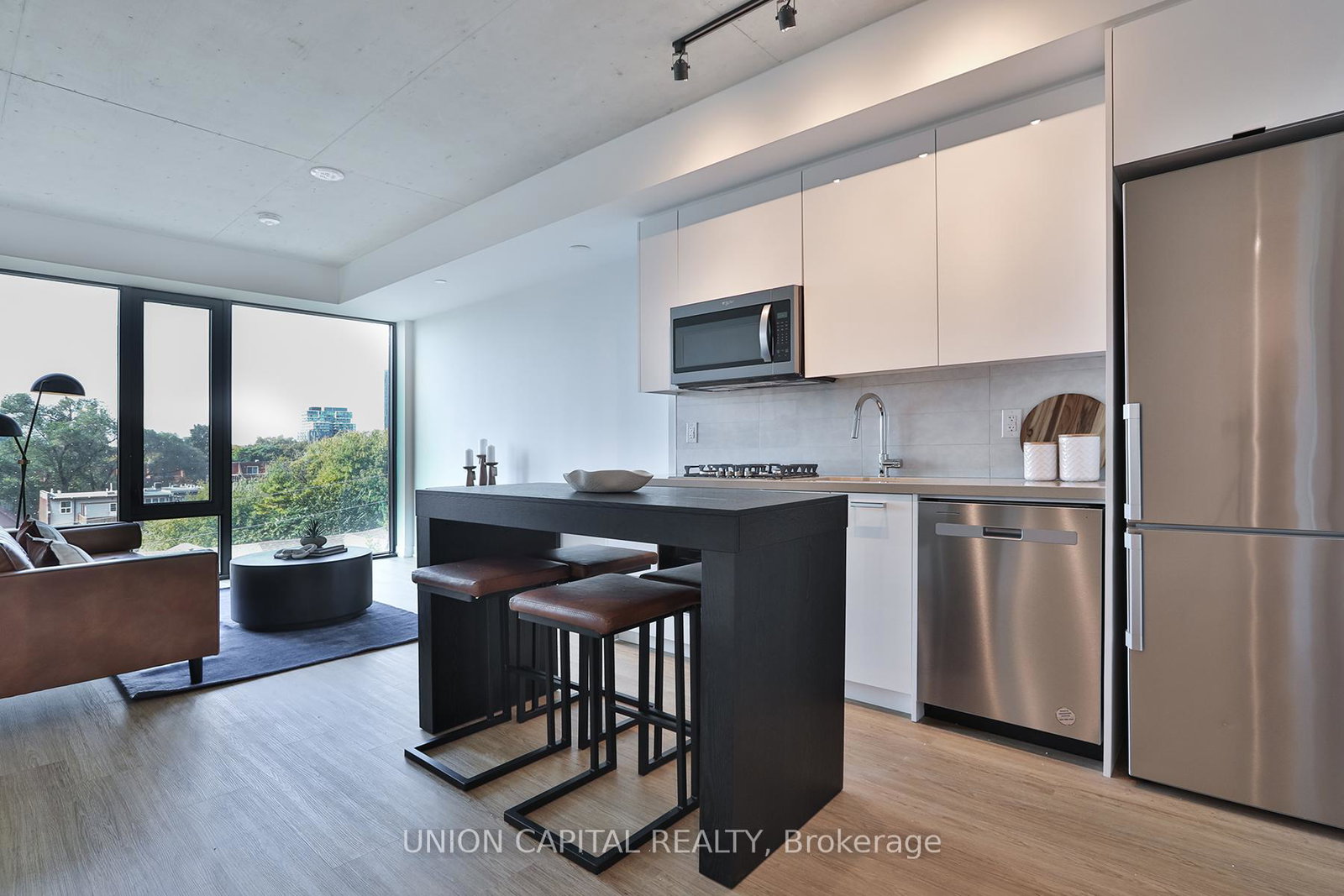 195-mccaul-street-toronto-ontario-c13093270