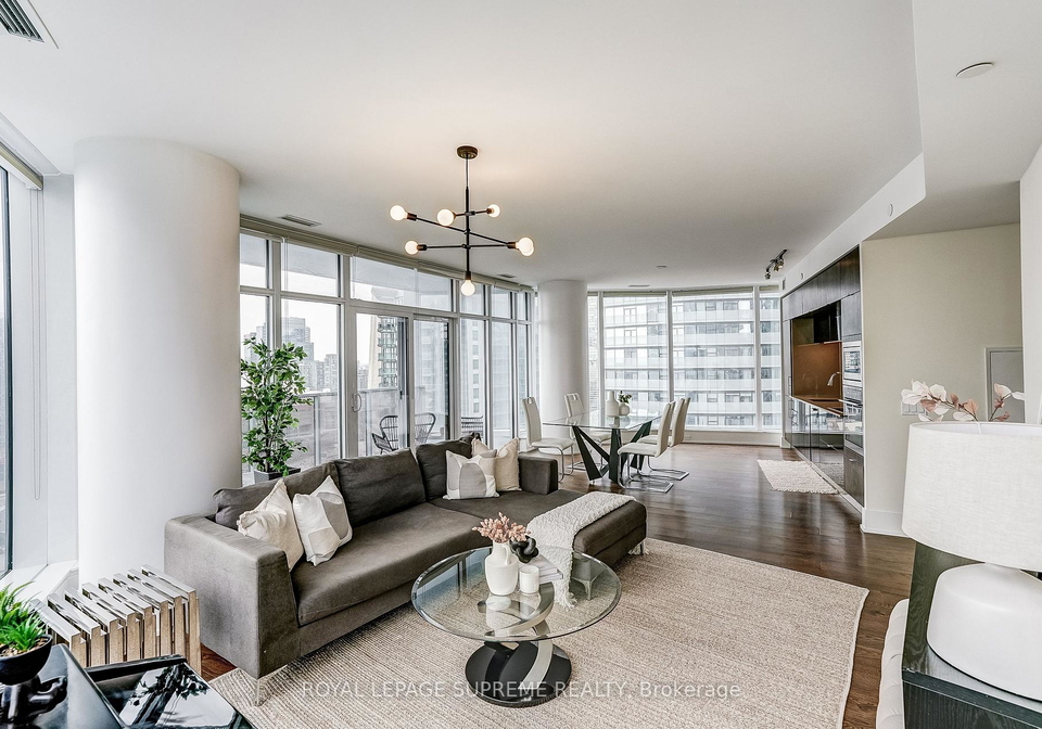 10-york-street-toronto-ontario-c13093574