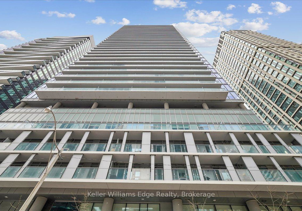 99-broadway-avenue-toronto-ontario-c13093592