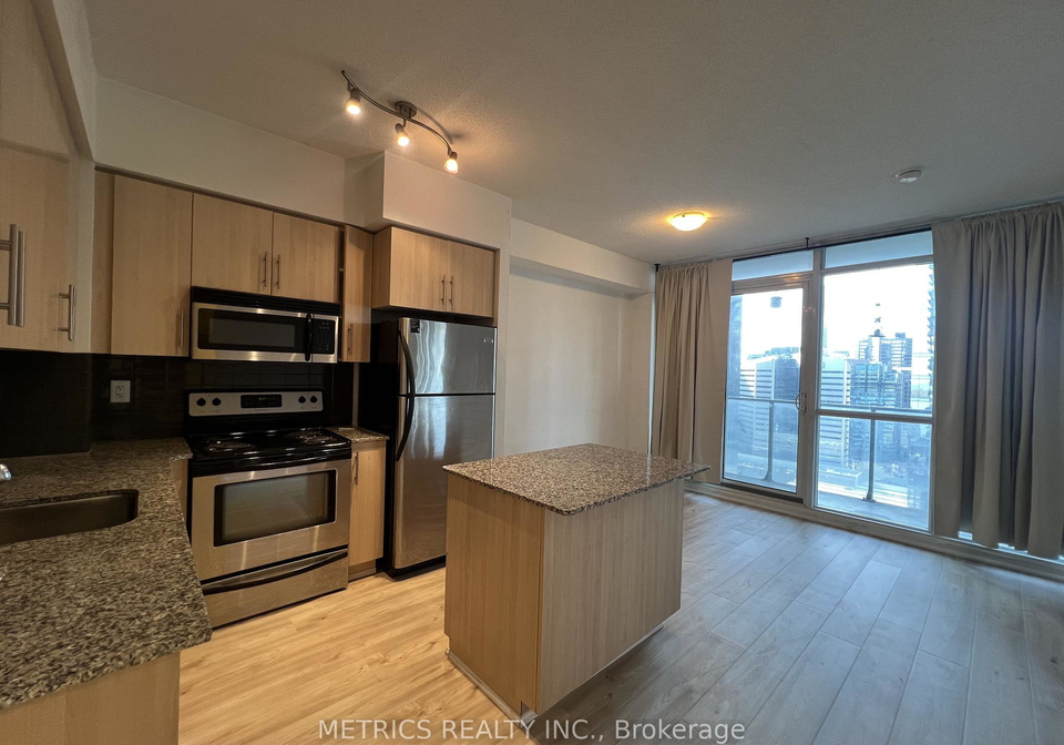 55-bremner-boulevard-toronto-ontario-c13093738