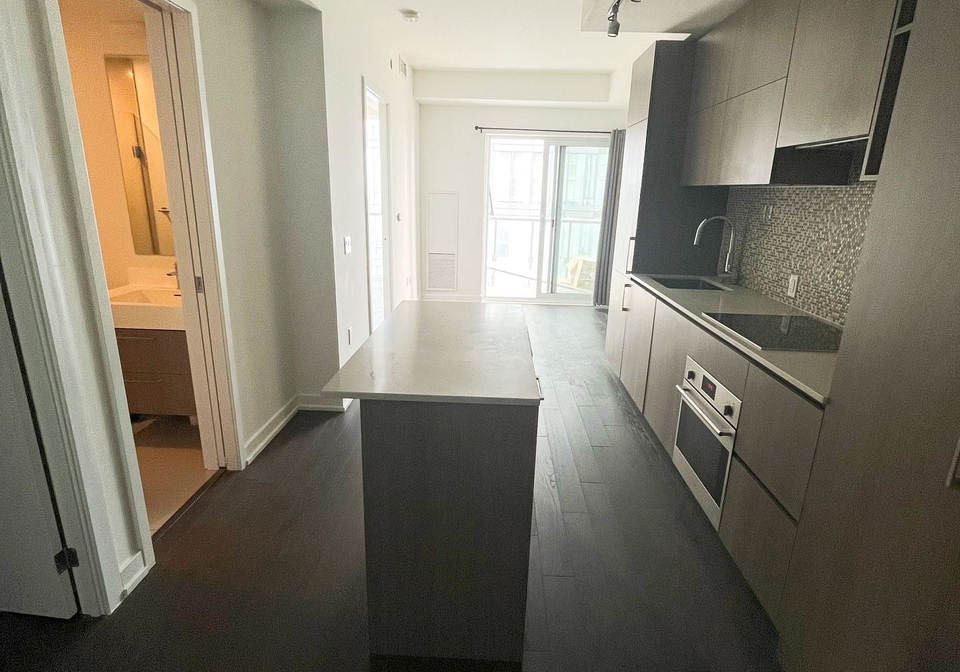 1-yorkvile-avenue-toronto-ontario-c13093968