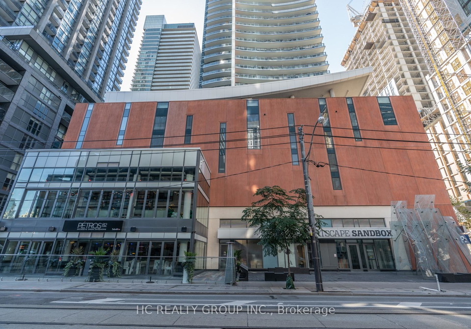 21-widmer-street-toronto-ontario-c13094094