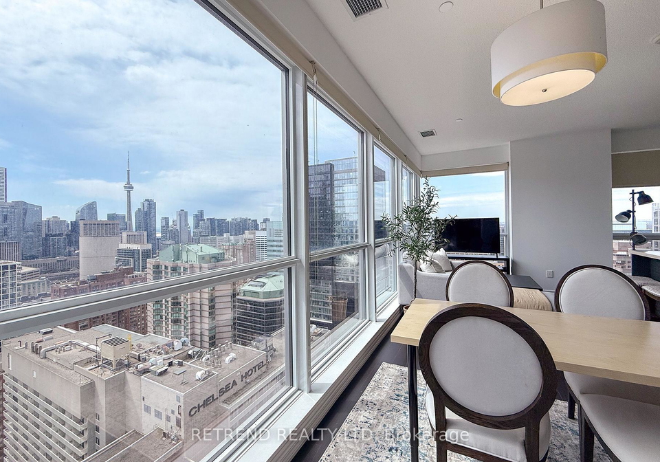 386-yonge-street-toronto-ontario-c13094196