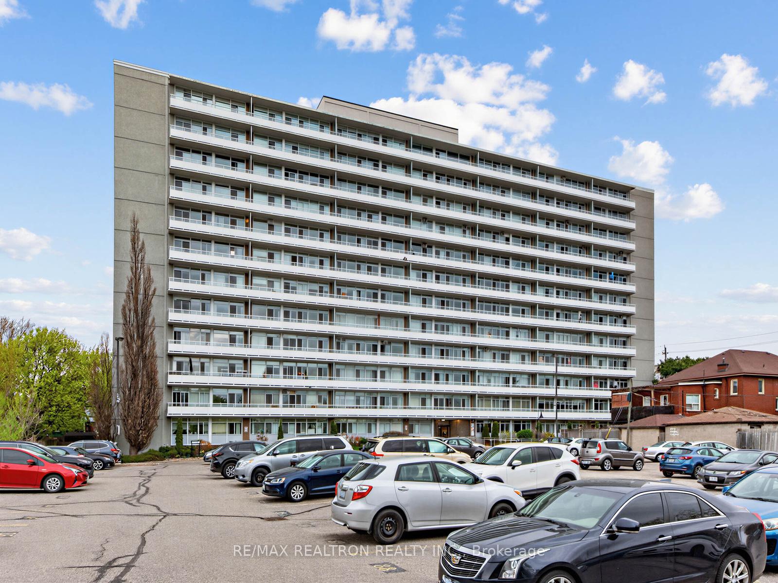 580-christie-street-toronto-ontario-c13094320