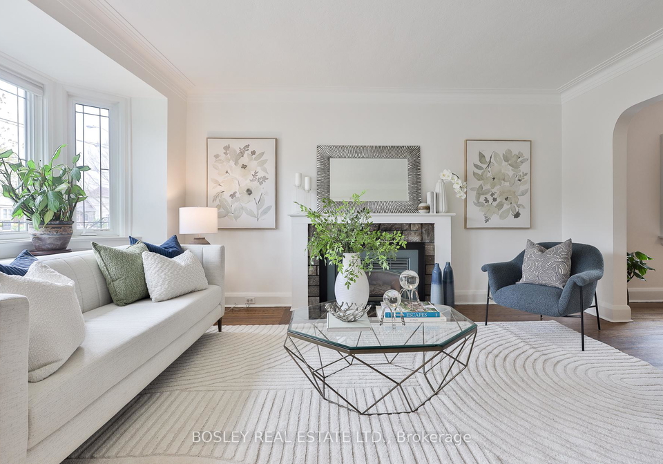 109-southvale-drive-east-york-ontario-c13094494