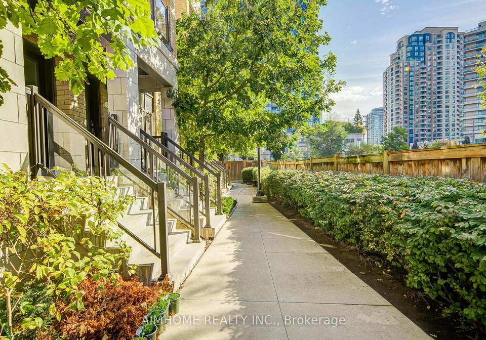 11-eldora-avenue-toronto-ontario-c13094604