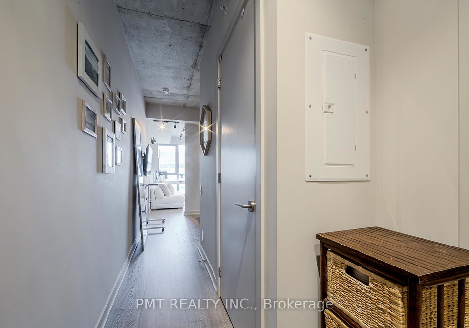 39-brant-street-toronto-ontario-c13094698