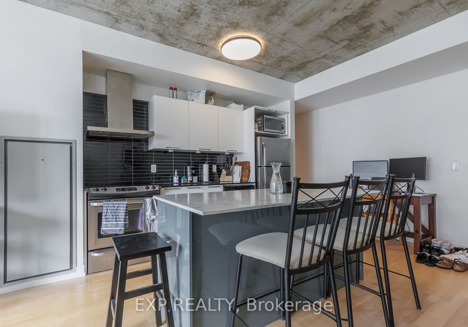 650-king-street-w-toronto-ontario-c13094914