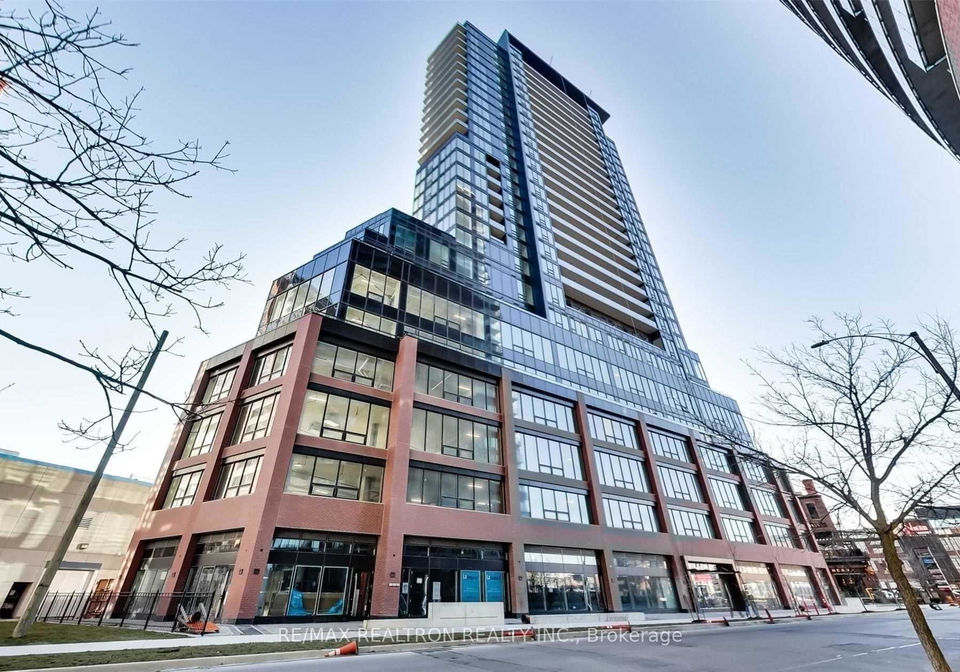 135-east-liberty-street-toronto-ontario-c13095206