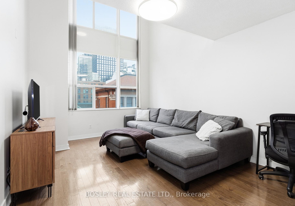 77-lombard-street-toronto-ontario-c13095258