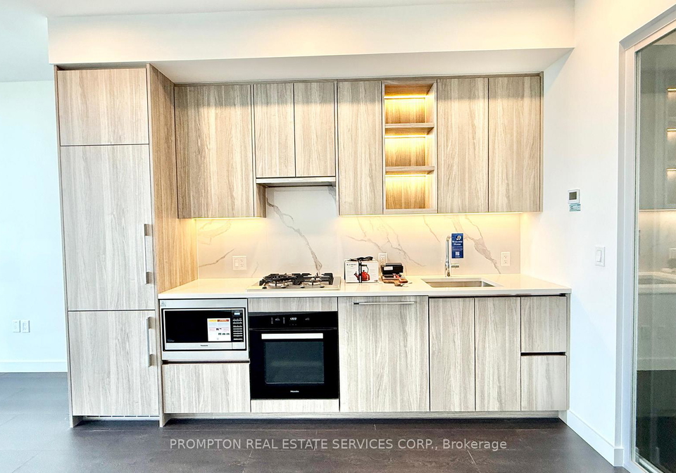 68-esther-shiner-boulevard-north-york-ontario-c13095260