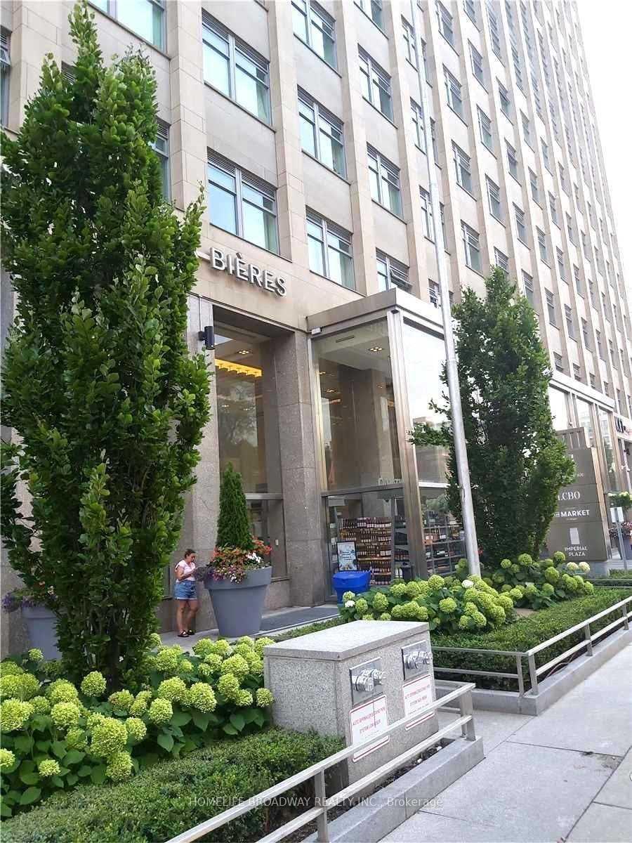 111-st-clair-avenue-w-toronto-ontario-c13095338