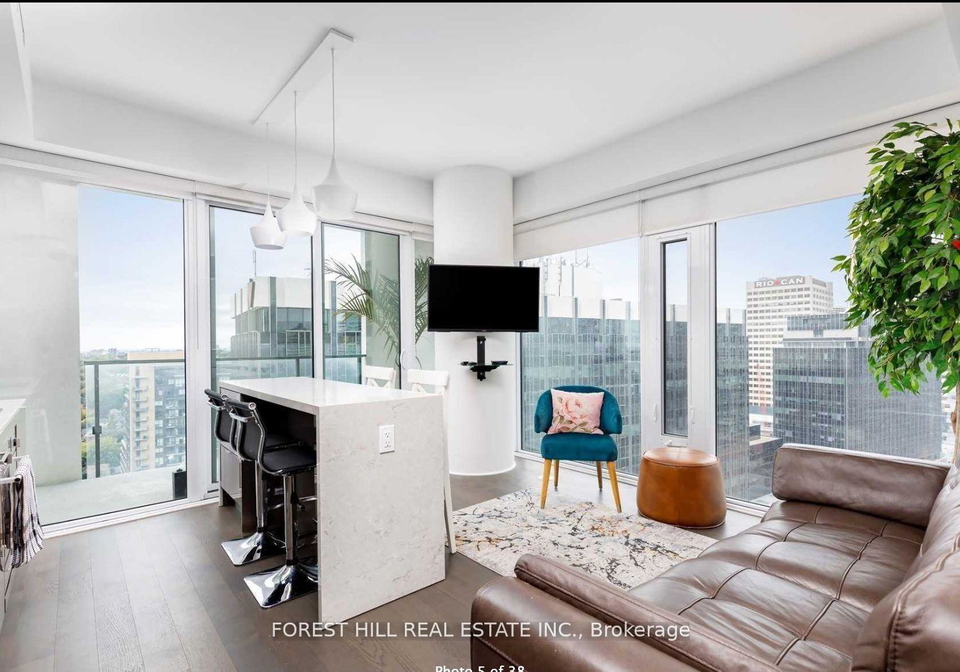 5-soudan-avenue-toronto-ontario-c13095452
