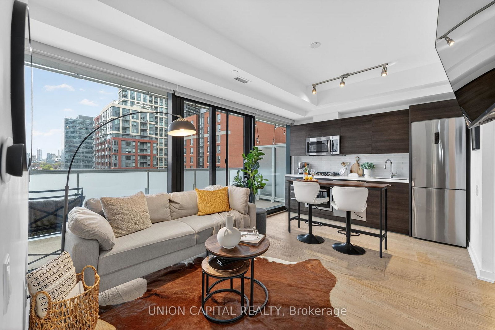 11-charlotte-street-toronto-ontario-c13095456