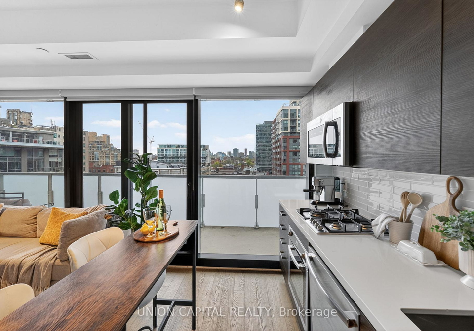 11-charlotte-street-toronto-ontario-c13095456