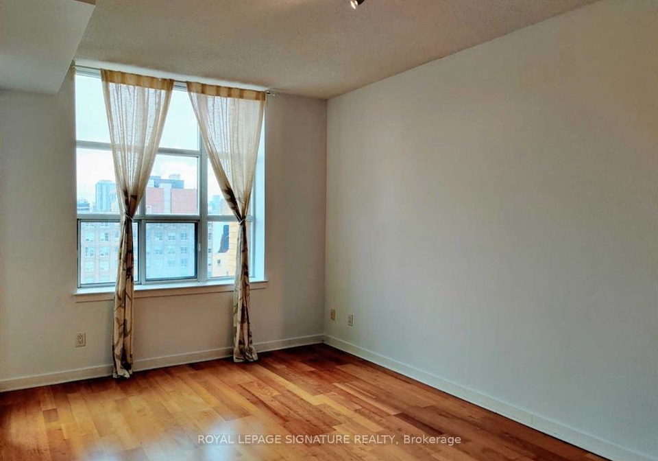 438-richmond-street-w-toronto-ontario-c13095536