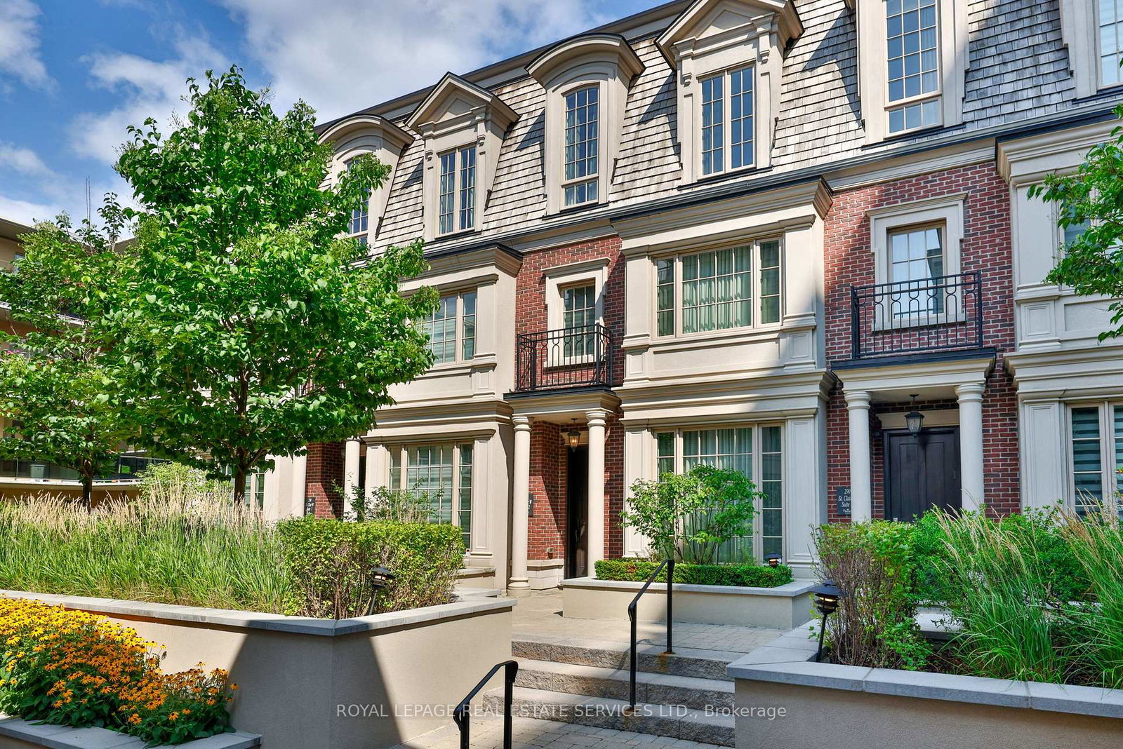 290-st-clair-avenue-w-toronto-ontario-c13095732