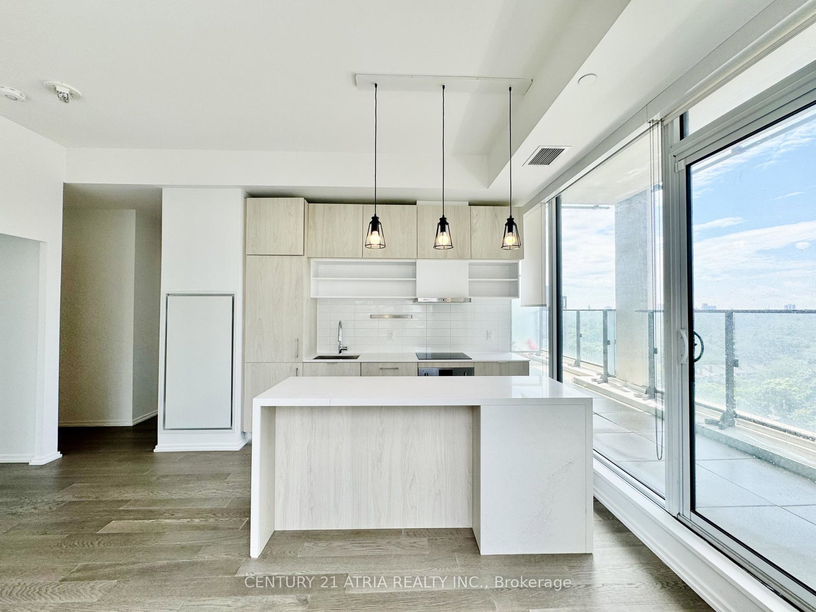 5-soudan-avenue-toronto-ontario-c13095976