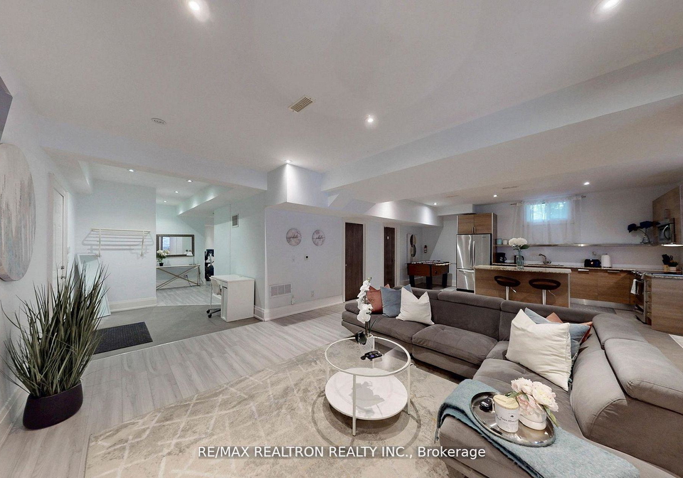 44-tefley-road-toronto-ontario-c13096254