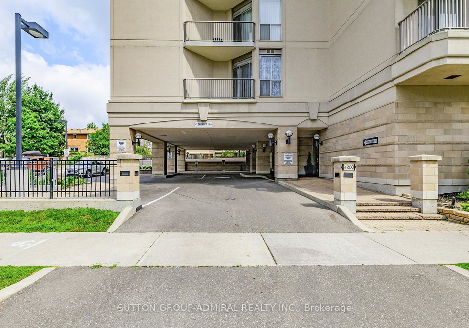 4200-bathurst-street-toronto-ontario-c13096268