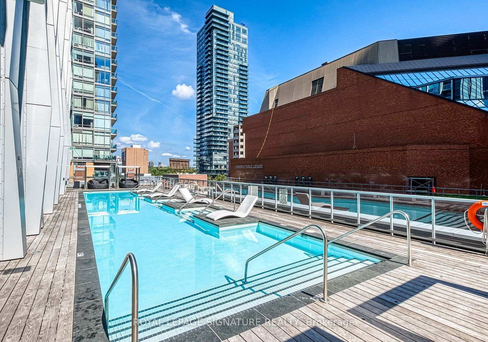 1-yorkville-avenue-toronto-ontario-c13096398