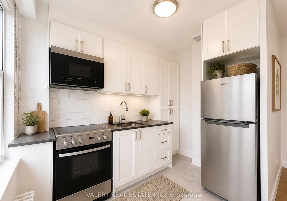 161-st-george-street-toronto-ontario-c13096452