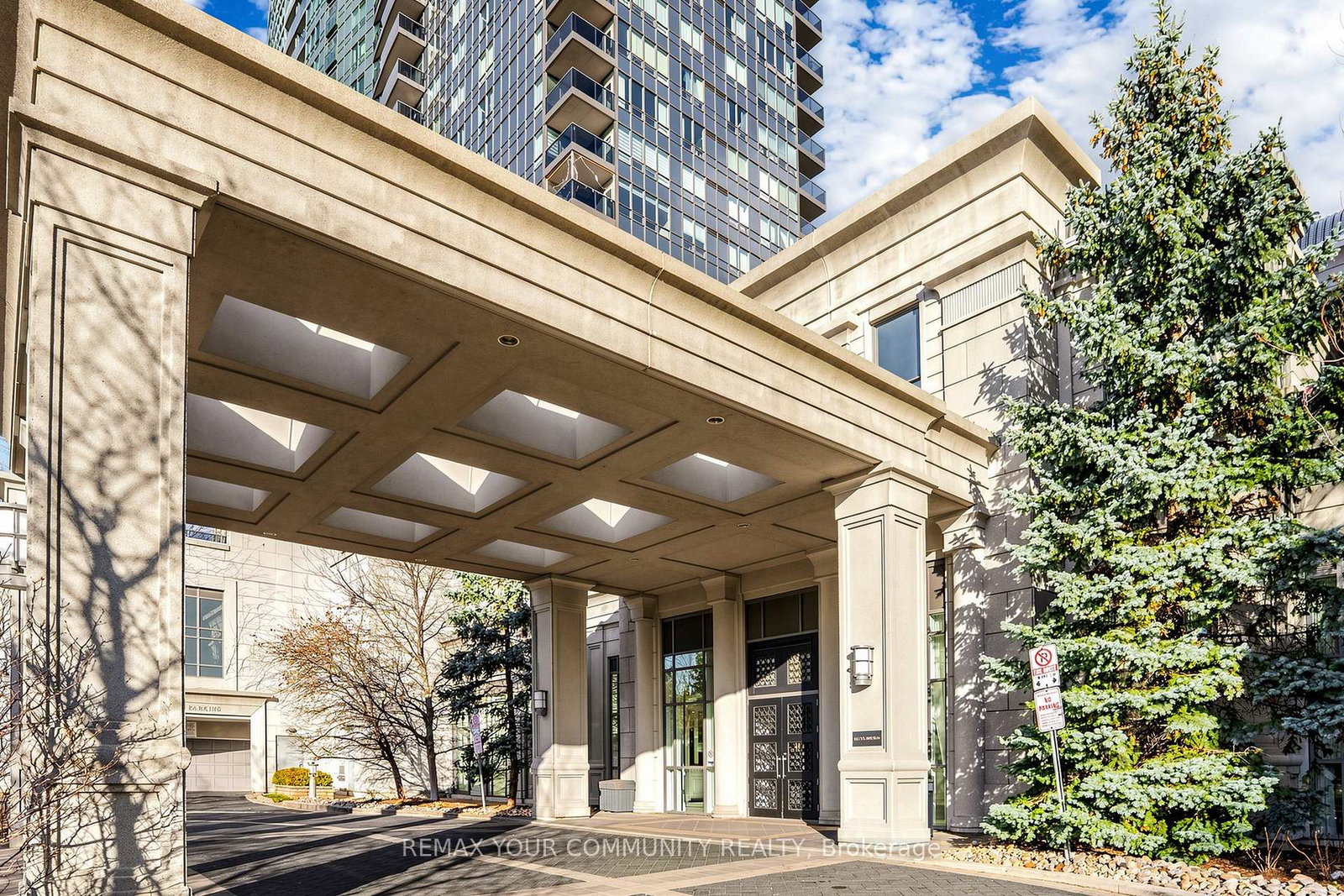 15-greeview-avenue-toronto-ontario-c13096636