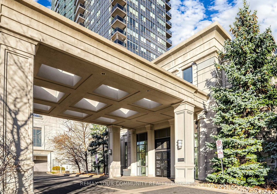 15-greeview-avenue-toronto-ontario-c13096636